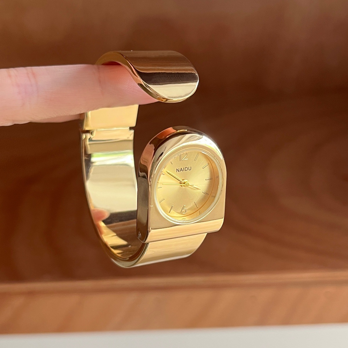 Luxury Watch Levels - Nouvelle Montre Bracelet en Or 2026