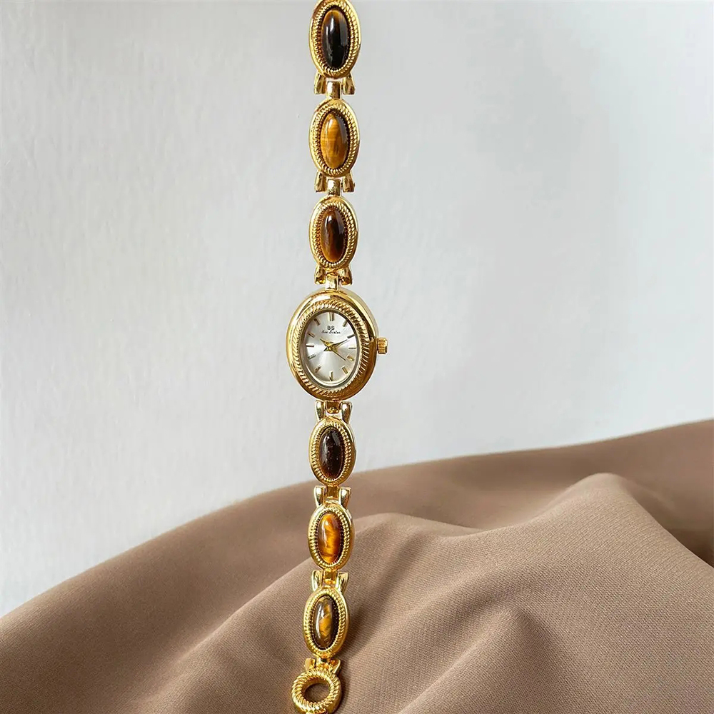 Montre en or pour femmes, Vint - Quiet Luxury Watch avis et prix